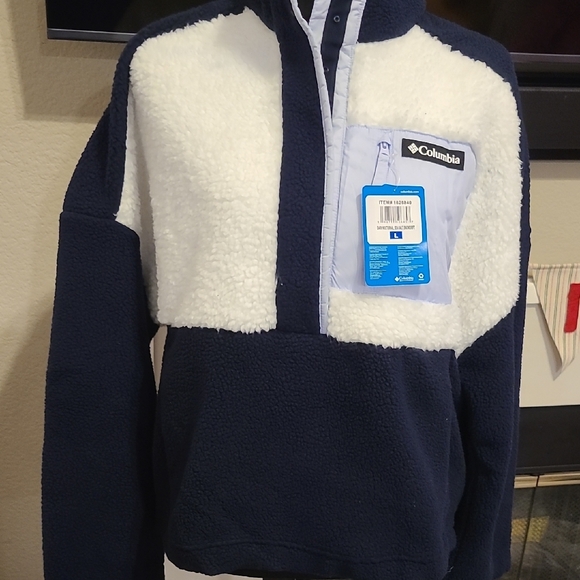 Columbia Navy and White Fleece - Picture 3 of 5